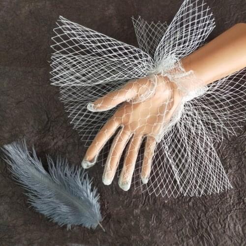 Womens elegant white color hollow out mesh glove female spring summer sunscreen lace glove R946