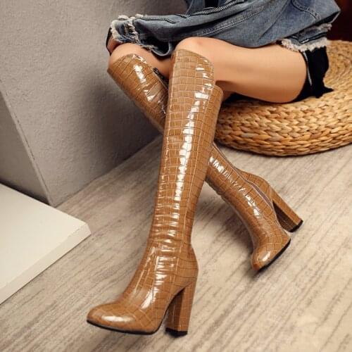 Lady Patent Leather Knight Boots Warm Autumn Winter Stone Pattern Zipper Women Shoes Square High Heel Plus Size Knee High Boots