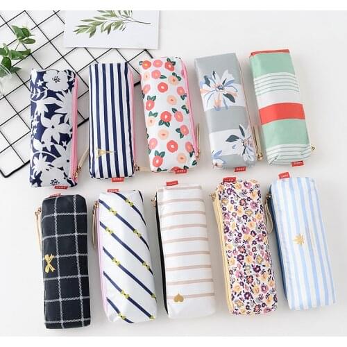 Lightweight mini pocket umbrella rain gear womens umbrella folding sunscreen UV umbrella paraplegic folding womens S523