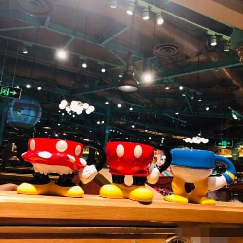 New style Creative Cartoon Shanghai Disney Donald Duck Mickey Minnie Bust 3D Mark Water Cup Decoration Kids Gift AG 2217