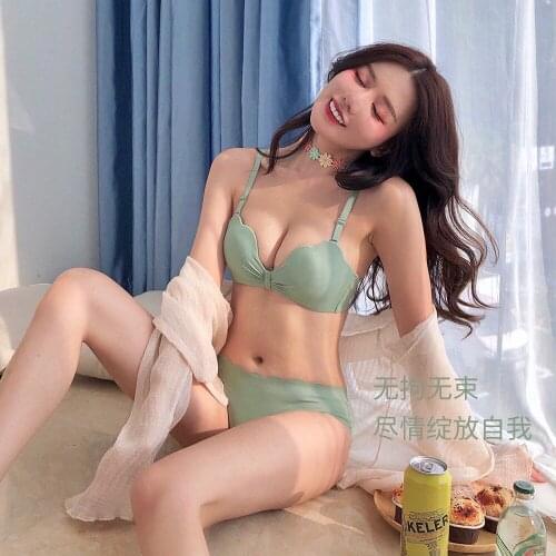 Explosive Andora II lotus leaf shell girl underwear small chest gathered no steel ring bra new factory direct sales