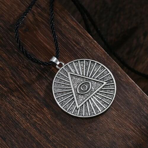 Cxwind Simple Masonic Pendant Necklace Masonic All-Seeing Pyramid Eye Templar Symbol Necklace Man Punk Geometric Jewelry