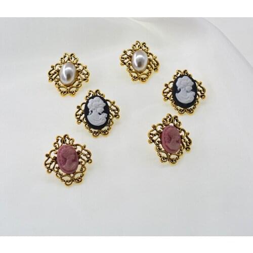 European And American Retro Elegant Palace Baroque Beauty Head Pearl Fashion Earrings Elegant Antique Party Earrings Women