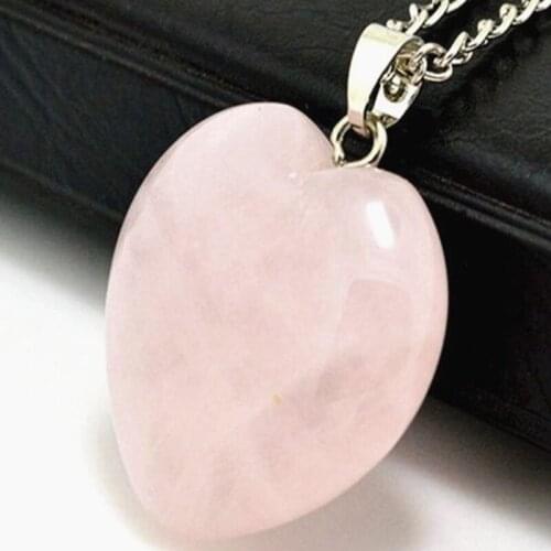 Yingwu Wholesale 20mm Fashion natural stone heart pendant quartz crystal stone necklace with chain for Jewelry 30pcs
