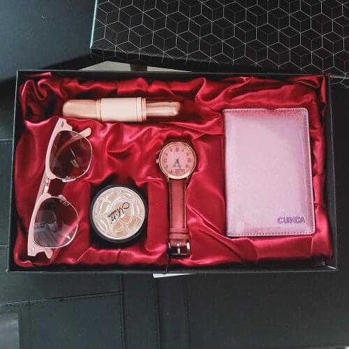 Women Casual Gift Box Set 5Pcs/Set Fashion Waterproof Watches+Card Bag+Glasses+Cottect+Cosmetic brush Fashion Decoration Set