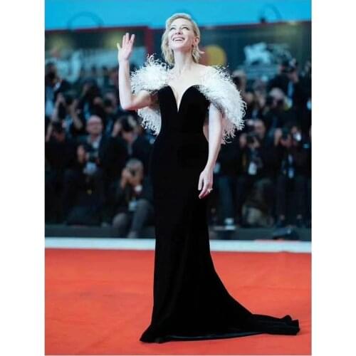 Elegant Long Mermaid Prom Dresses with Feathers Women 2021 Dubai Formal Evening Party Gowns Graduation Dresses Women Party Dress