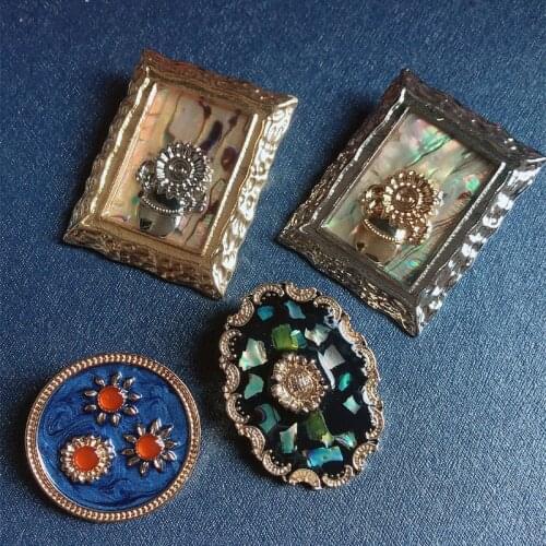 Morkopela Vintage Sunflower Collection Brooch Vintage Metal Brooches And Pins Enamel Pin Clothing Scarf Clip Accessories