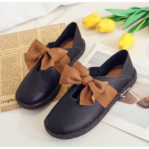 British College Womens Single Shoes Thick Bottom Round Flat Shoes Harajuku Fashion Shallow Mouth Womens Casual Shoes W33-17