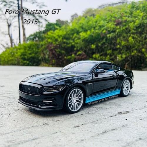 Maisto 1:24 2015 Ford Mustang GT Die casting simulation alloy car model crafts decoration collection toy tools gift