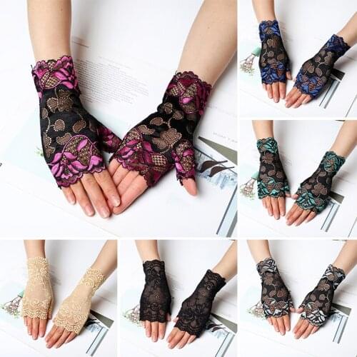 Sexy Half Finger Lace Gloves Sheer Floral Fingerless Semi Short Gloves Summer Party Club Dance Accessories Women Wrist Gloves