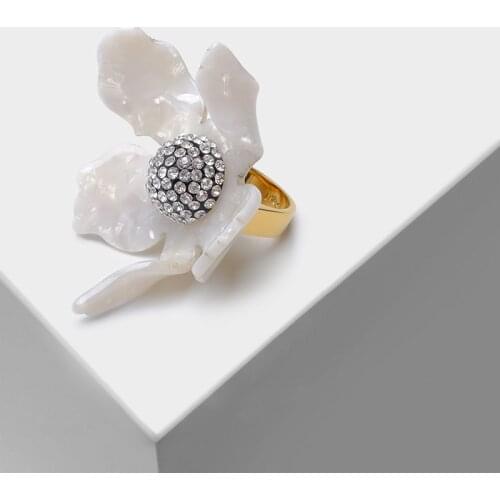 JZ20950-P62 Amorita boutique Acrylic flower ring