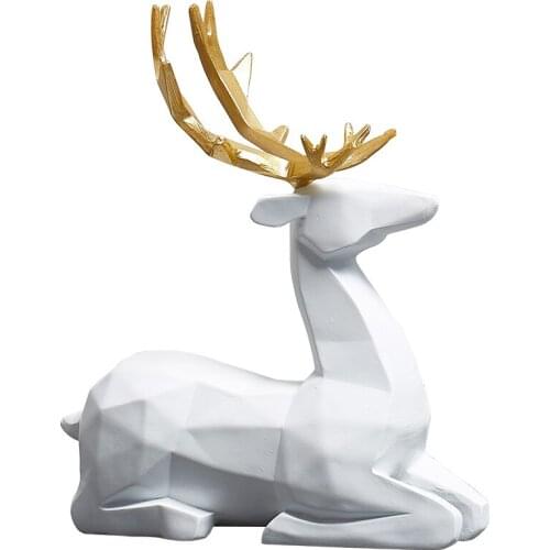 Home Decoration Accessories for Living Room Modern Animal Resin Figurines Desk Furnishings Christmas Gift Nordic Home Decor Elk