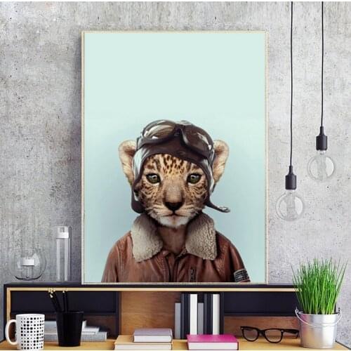 Pilot Cat Portrait Canvas Art Print Poster, Wall Art Picture for Living Room Decoration, Cartoon Animal Home Decor Painting