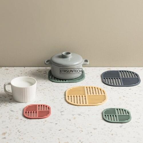 200pcs Silicone Bowl Drink Coffee Cup Pad Coasters Placemats Anti-hot Pad Non-slip Dining Table Mats Kitchen Accessories