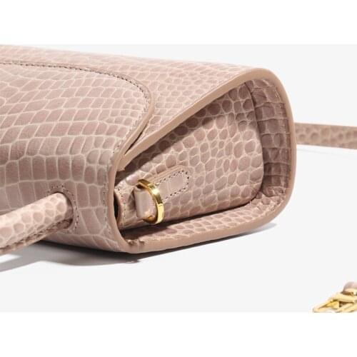 2021 New Trendy Underarm Bag Middle-aged Baguette Bag Shiny Fashion All-match Shoulder Bag Cow Leather women bag