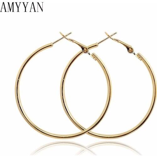 Fashion Earrings Woman Earrings Large Circle Round Bohemian Christmas Gold 4 Kinds of Simple Clothing Matching Suit Jewelry