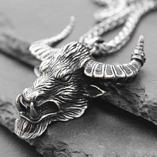 Retro Domineering Punk Bull Demon Pendant Mens Necklace Trendy Hip Hop Personality Pendant Jewelry Sweater Chain