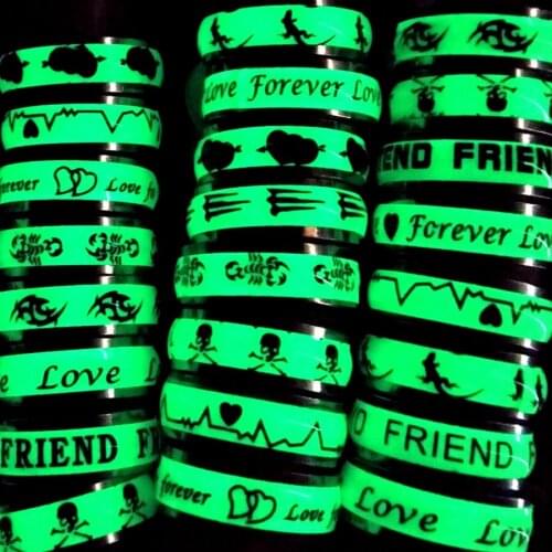 25pcs Top Design Mix Luminous Ring 6mm Growing in the Dark Stainless Steel Ring For Men Women Party Gift Friend Gift
