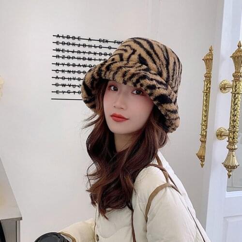 Fashion Zebra Leopard Winter Thick Fur Bucket Hat For Women Warm Wool Plush Female Panama Caps Sun Hat Beanies Cap