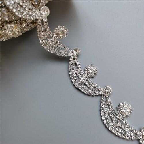 1 yard Bridal Rhinestone Crystal Chain Bling Diamante Gemstone Collar Trim Crystal Wedding Dress Necklace Decoration