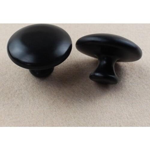 Sibin stone Needle Bian Jade Bianshi Black Stone Carve Bianshi Mushroom Massager Traditional Acupuncture Tool Stone Massage Tool