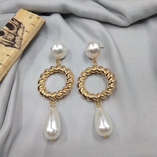 Jewelry earring personality retro joker thread long pearl earrings female D74