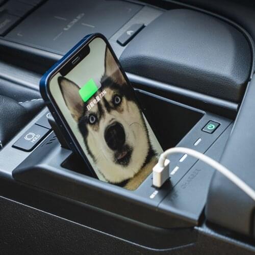 Car QI wireless charger 15W fast charger phone charger charging case charging holder for Lexus ES ES200 ES260 ES300H 2018-2021