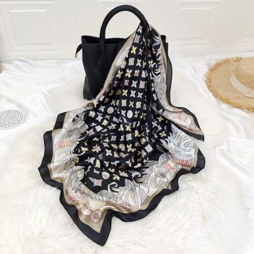 2021 New Style Korean Fashion Floral Silk Scarf Female Imitation Silk Satin Printing 90 Square Scarf Sunscreen Shawl
