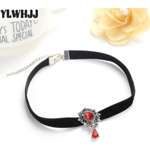 YLWHJJ brand women red crystal choker necklace girl short necklace rhinestones torques female fashion new statement fur jewelry