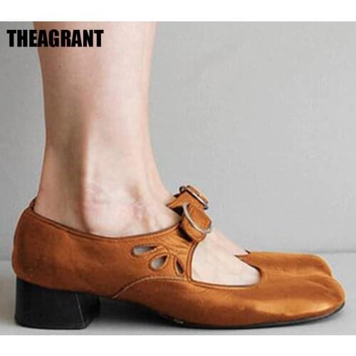 THEAGRANT Low-heeled Shoes
