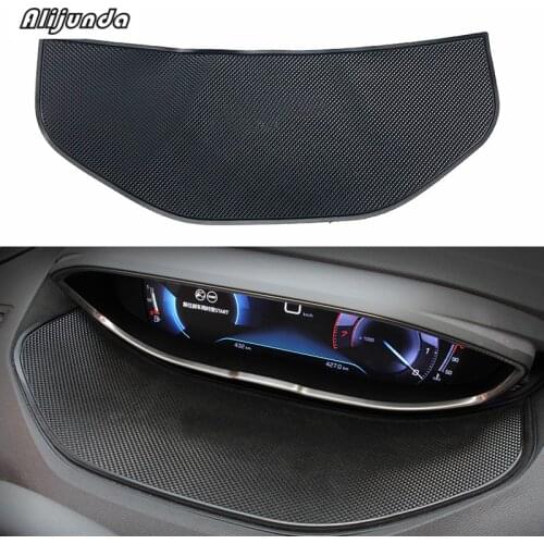 For the Peugeot 2016 2017 2018 3008 GT / 2017 2018 5008 GT 1 pcs. tool Anti-skid pad display car accessories