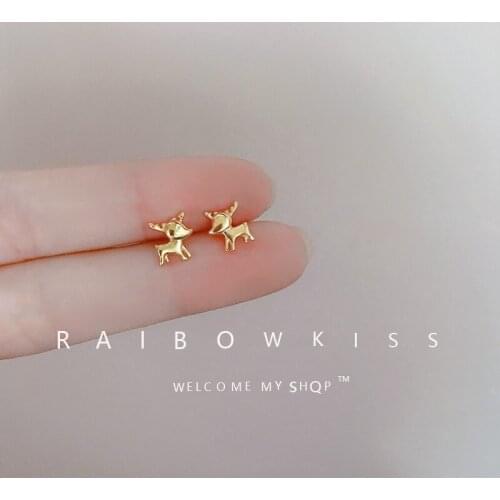 Small Deer Stud Earrings For Women New Fashion Korean Temperament Animal Elk All-Match Cute Student Girl Birthday Jewelry Gifts