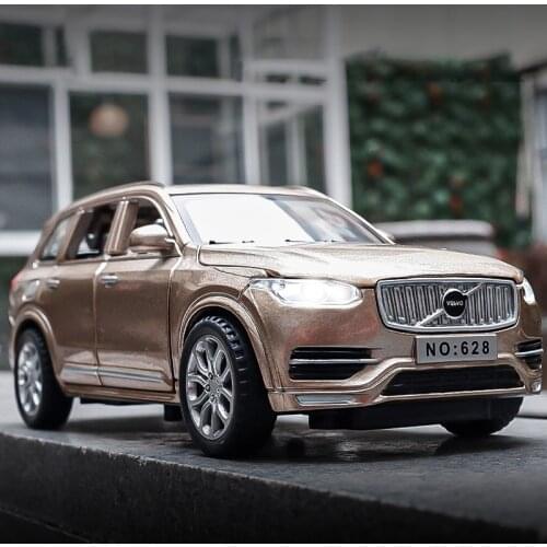 1:32 Diecast Cars Volvo XC90 Model Toy Openable Doors Pull Back Music Light Car Toys for kids children Christmas gifts