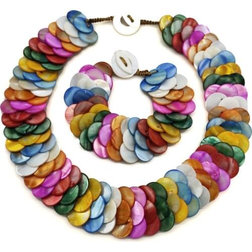 18 inches 15mm Multicolor Disc Fish Scale Style Natural Mother of Pearl Necklace and 7.5 inches Bracelet Jewelry Set