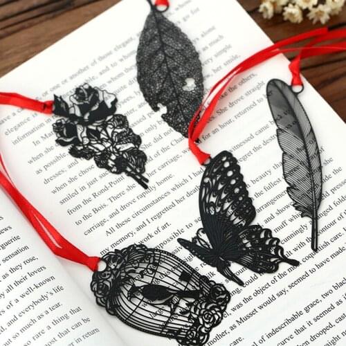 Creative Animal Plant Hollow Black Bookmarks For Books Beautiful Metal Book marker Kids Glifts Stationery Office School Supplies