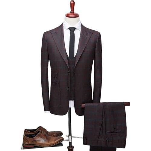 2020 New Men Suit 3 Pieces Fashion Plaid Suit Slim Wedding Dress Suits Blazer Pant and Vest Wine Red