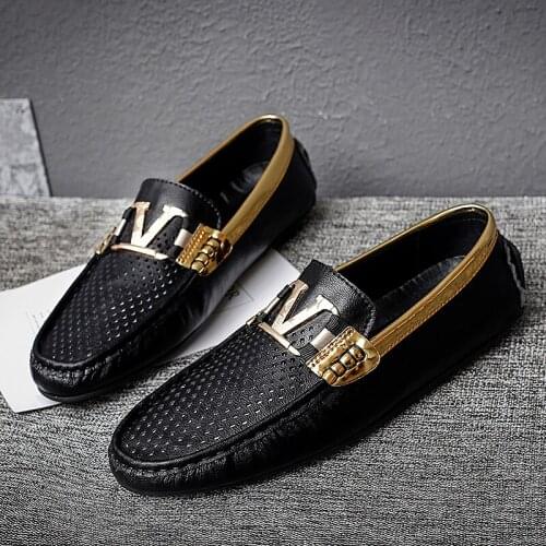 UYOYU Big Size V Buckle Men Real Genuine Leather Shoes Slip On Black Shoes Loafers Mens Moccasins Shoes Italian Designer Shoes