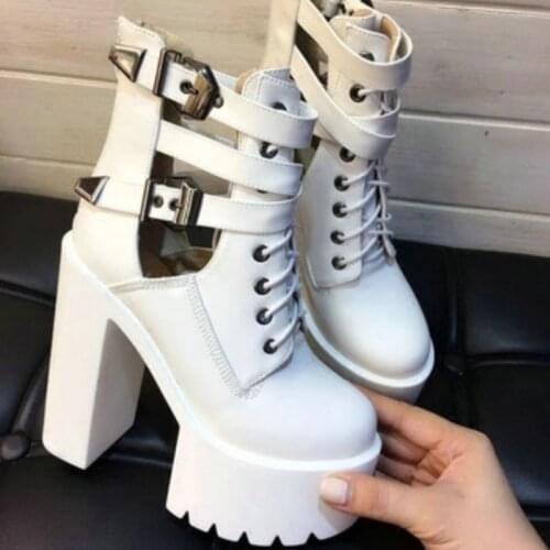 2021 New Womens High-Heeled Boots Sexy Waterproof Platform Lace-Up Hollow Buckle Zipper Thick Heel Martin Catwalk Shoes
