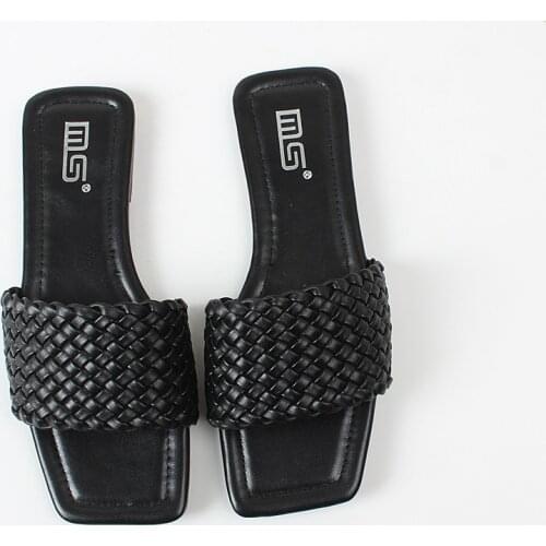 Womens flat bottom sandal 2021 summer new Pu hand knitted comfortable slippers for women fashion 35-41