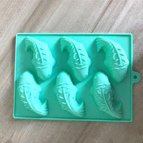 1PC 6 hole carp shape cake mold fish Silicone Mold Pastry Baking kitchen tools