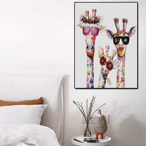 Modern Home Outfit Colorful Animals Poster And Prints Giraffe A family Picture Canvas Printings wall Art For Bedding Room Decor