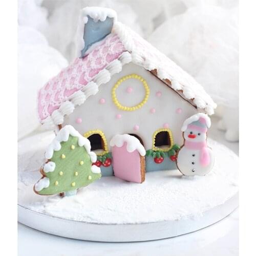 New 8pcs/set 3D Christmas Cutters Cake Fondan DIY Baking Tools Xmas Gingerbread House Sugar Plastic Chocolate Pastry Mold Forms