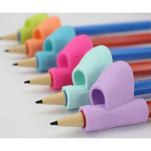 3pcs Pencil Holder Funny Board Games for Children Silicone Pencil Holder Writing Aid Grip Correction Board Game Kids Gift Toy