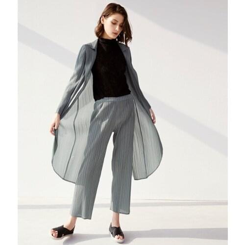 Womens Pant Suit 2020 Spring Summer Simple Stretch Miyake Pleated Long Sleeved Split Coat + Straight Trousers For Women 45-75kg