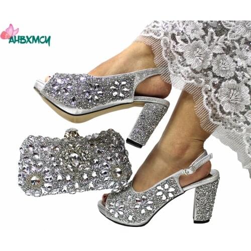 2021 Spring New Deisgn Nigerian Women Shoes and Bag Set in Silver Color High Quality Sandals wity Platform for Garden Paraty