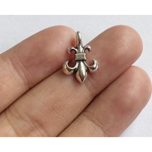 30pcs Tiny Fleur De Lis Tibetan Silver Color Tone Pendant Connector Accessories Diy Handmade Findings Jewelry Making Supplies