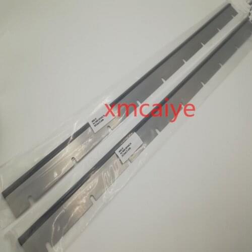 High quality CD74 XL75 wash up blades L2.010.403 847mm X 47mm X 0.5mm, 9 holes