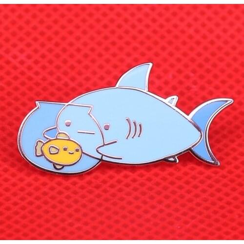 Cute fish enamel pin cartoon funny aquarium brooches sea animal badge creative gift for kids girls jackets backpack accessories