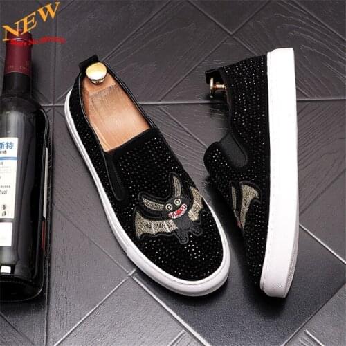 Luxury Embroidery Rhinestone Men Casual Shoes Flat Loafers Slip-on Lazy Prom Shoes Moccasins Chaussure Homme