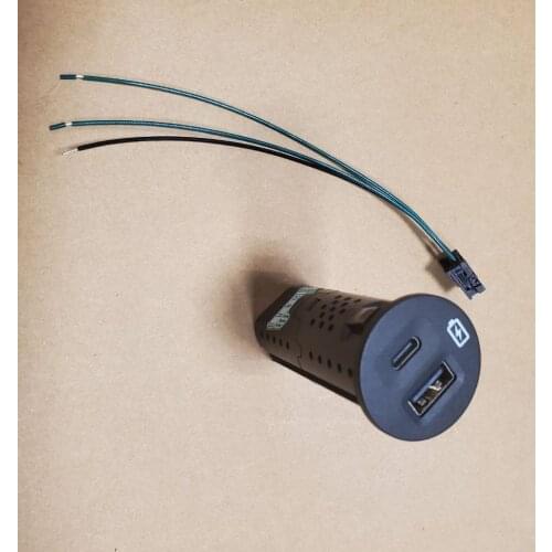 1pc for Ford Mondeo Edge Taurus KUGA Focus cigarette fast charging port